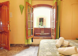 Charming Nerja Hostel 4
