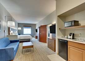 Holiday Inn Express & Suites WEATHERFORD by IHG 4