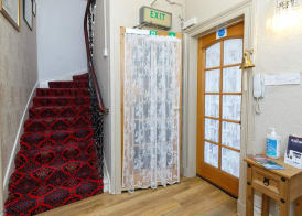 Castle Walk Bed & Breakfast 3