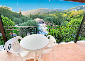 Adriolos Apartments 5