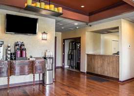 Island Inn & Suites, an Ascend Collection Hotel 3