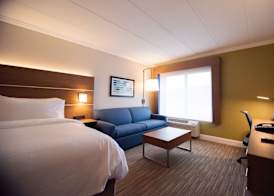 Holiday Inn Express & Suites WILLIAMSPORT by IHG 3