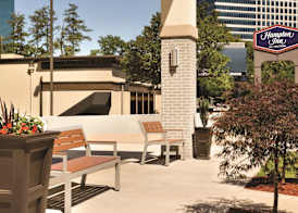 Hampton Inn Atlanta-Buckhead 2