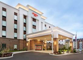 Hampton Inn by Hilton North Olmsted Cleveland Airport 2