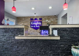 Knights Inn and Suites Salem 3