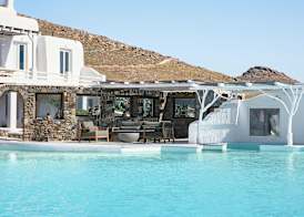 Mykonos Lolita, a Resort to Live 2