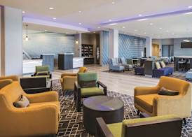 La Quinta Inn & Suites by Wyndham Atlanta South - McDonough 3