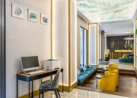 Emerald Downtown Luxury Suites by Continental Group 4