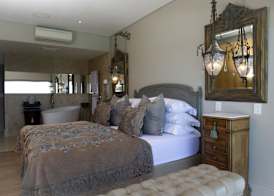 Clifton Spectacular Ocean View Apartment 3