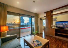 Bandara Silom Suites 4