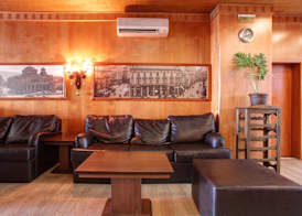 Central Plaza Hotel 2