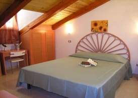 Resort Rocca di Vadaro - Seafront Suites, Rooms & Apartments 3