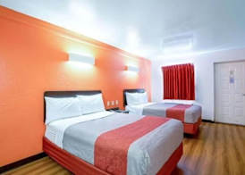 Days Inn & Suites by Wyndham Texas City - Galveston Area 3