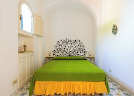Capri Turquoise by Napoliapartments 3