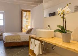 Hotel Secrets Priorat 2