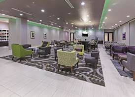 La Quinta by Wyndham College Station South 2