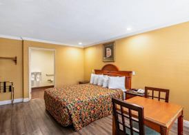 Rodeway Inn Artesia Cerritos 4