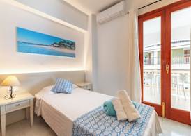 Hotel Martorell by MHR 5