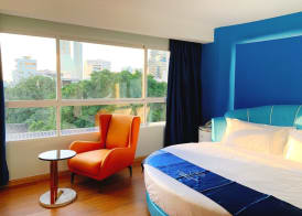 Sapphire Hotel Silom Bangkok 4