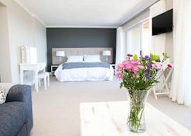 Seabreeze Luxury Two Bedroom Penthouse 3