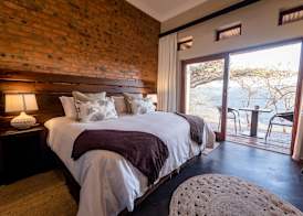 Hilton Bush Lodge & Function Venue 5