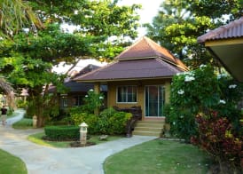 Lanta Castaway Beach Resort 5