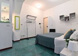 IzzHome City Love 4