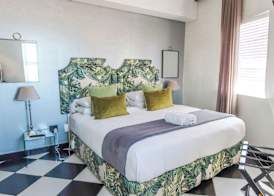 55 on Main Guesthouse and Spa 5