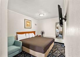 Americas Best Value Inn-Celina 5