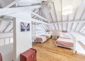 Look At Me - Serviced Lofts & Studios 4