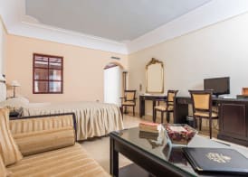 Maison Des Lys - Luxury Suites 5