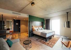 Holiday Inn - the niu, FENDER AMSTERDAM by IHG 4