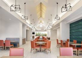 Embassy Suites by Hilton Tampa Airport Westshore 2