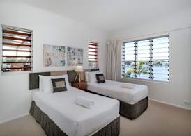 Family Beach House at Sebel Twin Waters Resort 5