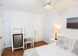 Venice on the Beach Hotel 4