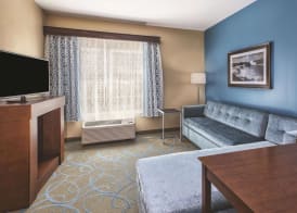 La Quinta by Wyndham Niagara Falls 5