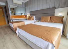 point beach hotel 4