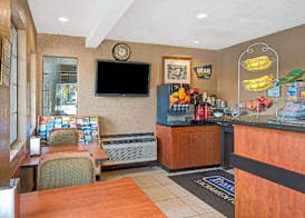 Travelodge by Wyndham Sacramento / Rancho Cordova 2