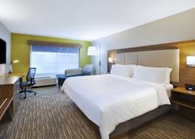 Holiday Inn Express & Suites GRAND RAPIDS - AIRPORT NORTH by IHG 4