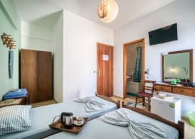 Lefteri's Rooms 4