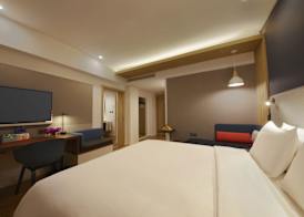 Holiday Inn Express Zhangjiagang East by IHG 4