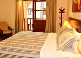 BAYVIEW HOTEL 2