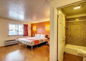 Motel 6 Manteca CA 3