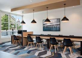 Hyatt House Austin/Downtown 3