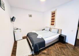 Main Square Apartments & More 3