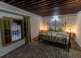 Riad Taryana 4