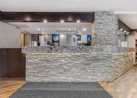 Best Western Plus Country Meadows Inn 5