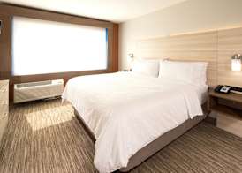 Holiday Inn Express & Suites MICHIGAN CITY by IHG 5
