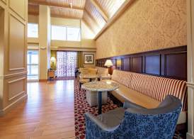Hampton Inn & Suites Williamsburg-Richmond Rd. 5