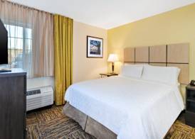 Candlewood Suites HUNTERSVILLE-LAKE NORMAN AREA by IHG 5